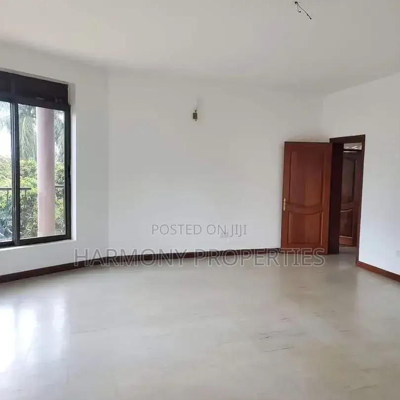 6bdrm Mansion in Naguru, Central Division for rent