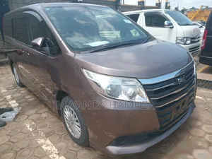 Toyota Noah 2014 Brown