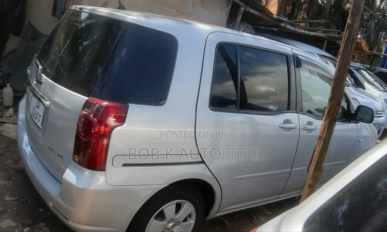 Toyota Raum 2008 Silver