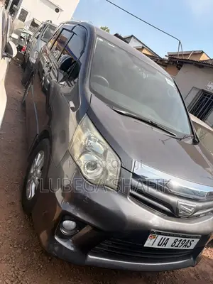 Toyota Noah 2012 Gray
