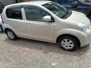 New Toyota Passo 2010 Ivory