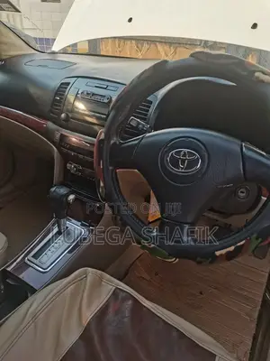 Toyota Noah 2012 Gray