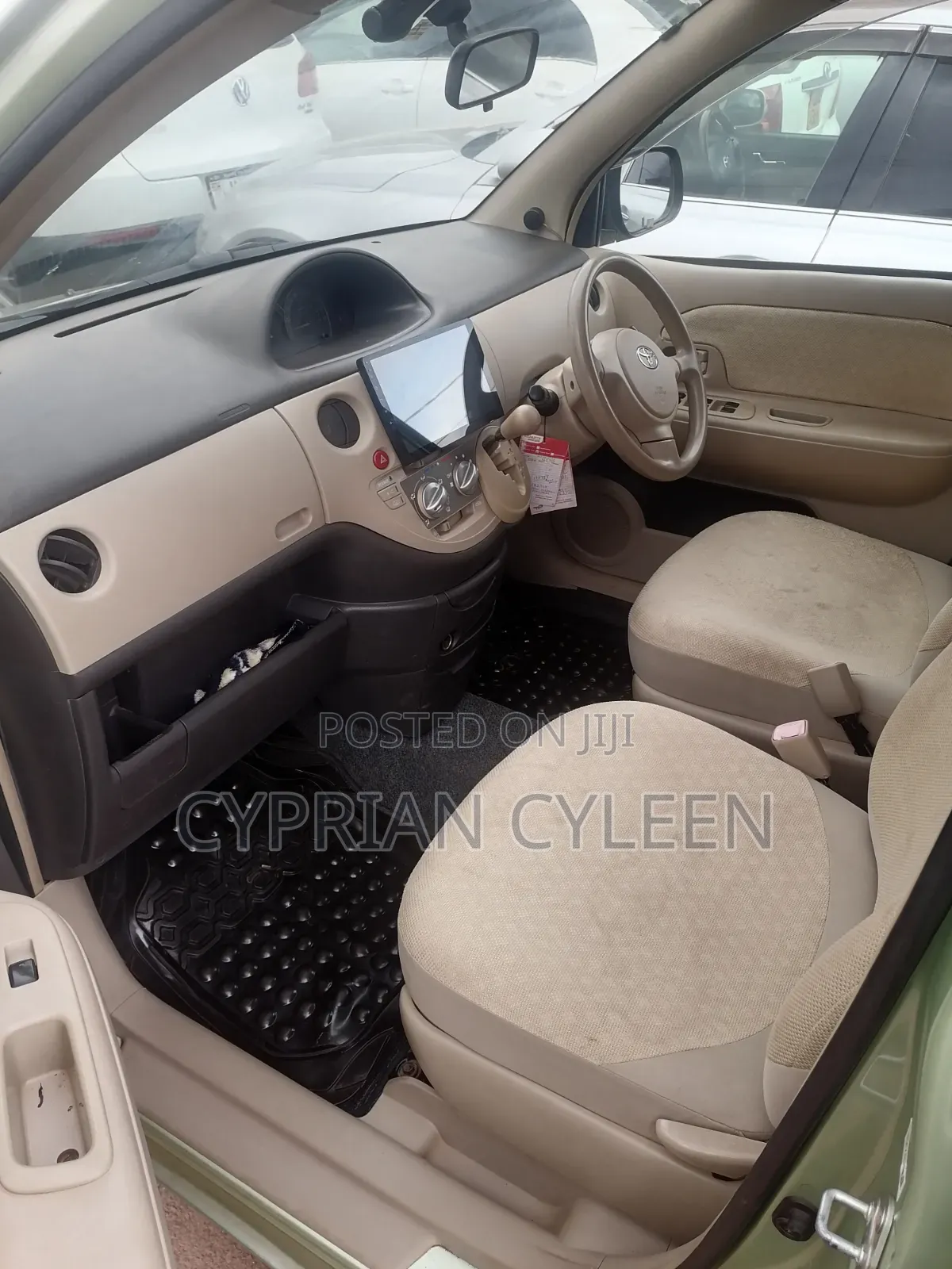 New Toyota Passo 2010 Ivory