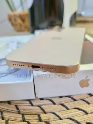 New Apple iPhone 16 Pro Max 256 GB Gold