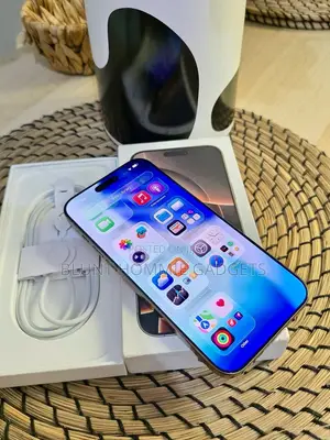 New Apple iPhone 16 Pro Max 256 GB Gold