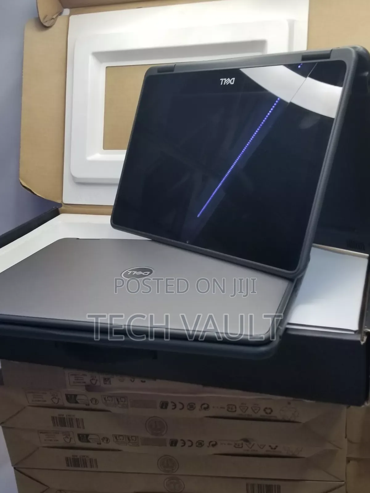 New Laptop Dell Latitude 3190 2-in-1 8GB Intel Celeron SSD 128GB