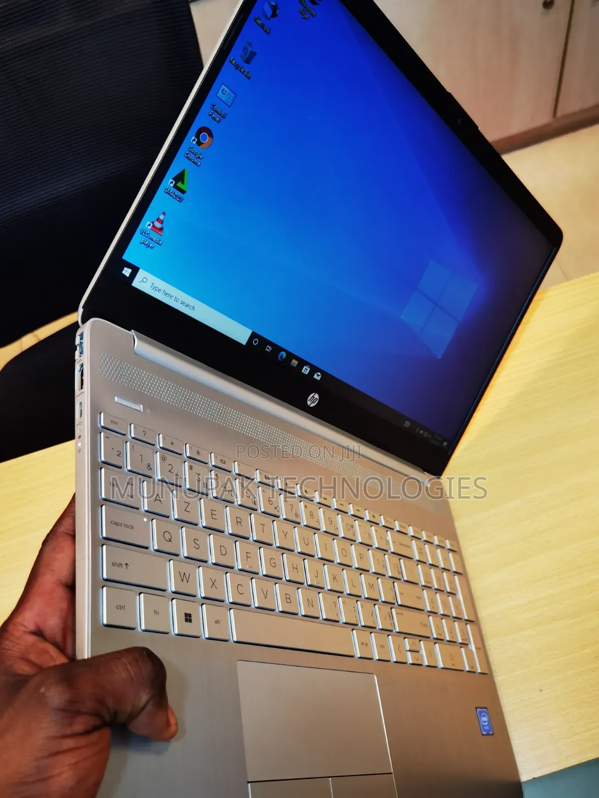 Laptop HP 15-dw0037wm 4GB Intel Celeron SSD 256GB