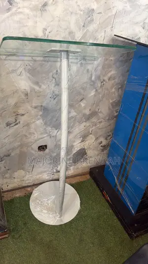 Sliver Gray Metallic Stand