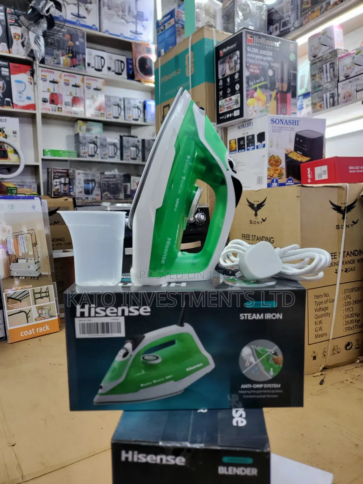 The Hisense 1800W Steam Iron (Model H18SIGRS1)