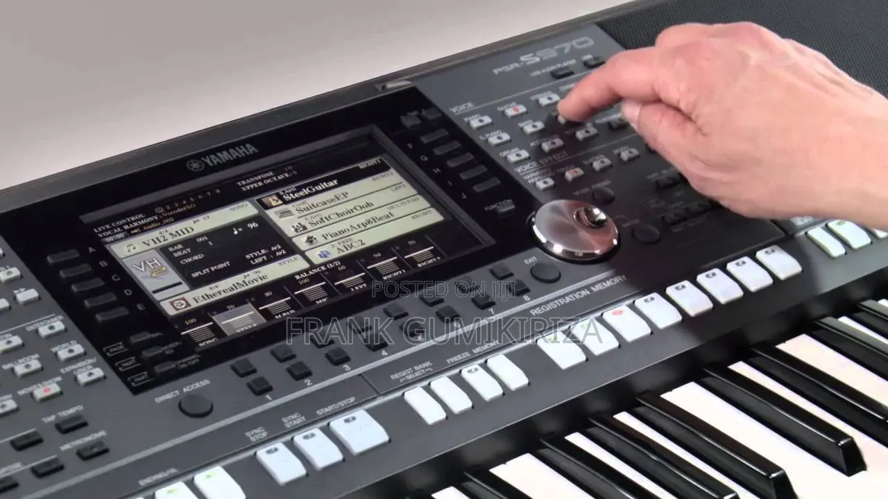 Yamaha PSR S970