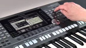 Yamaha PSR S970