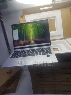 New Laptop HP EliteBook 830 G9 16GB Intel Core i7 SSD 512GB