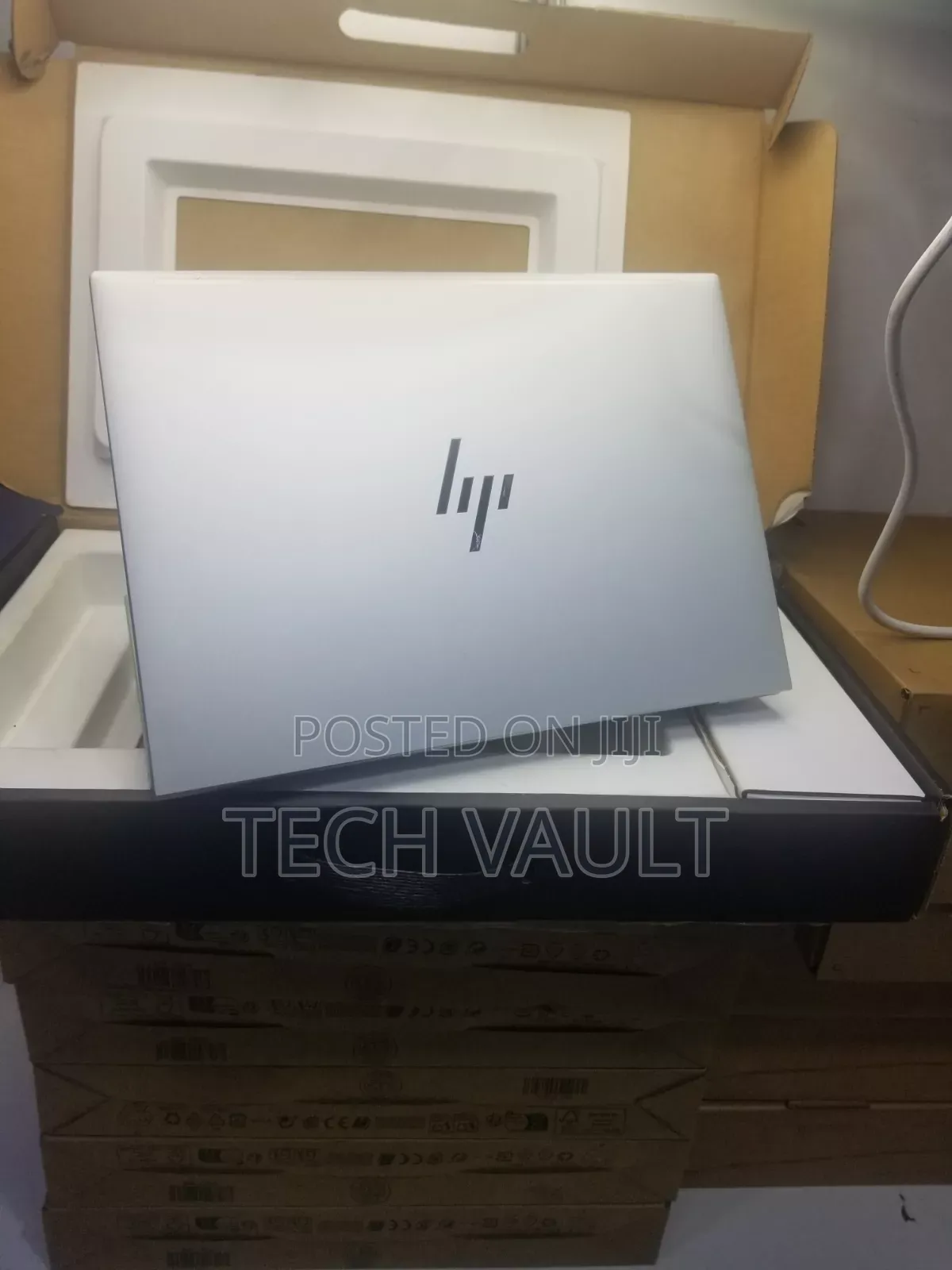 New Laptop HP EliteBook 830 G9 16GB Intel Core i7 SSD 512GB