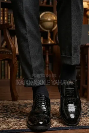 Mario Bruni Patent Leather Brogues Shoes– Size 43