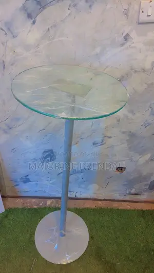 Gray Sliver Metalic Stand
