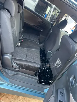 Toyota Wish 2011 Blue
