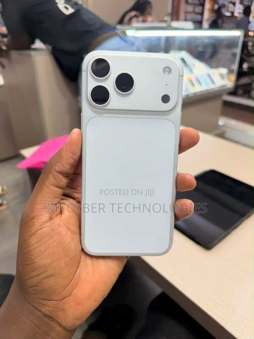 New Apple iPhone 17 Pro 256 GB Silver