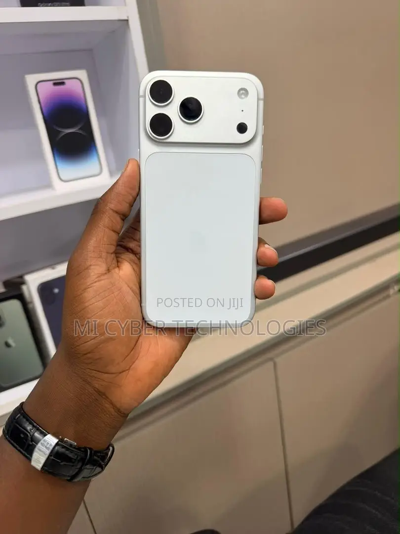 New Apple iPhone 17 Pro 256 GB Silver