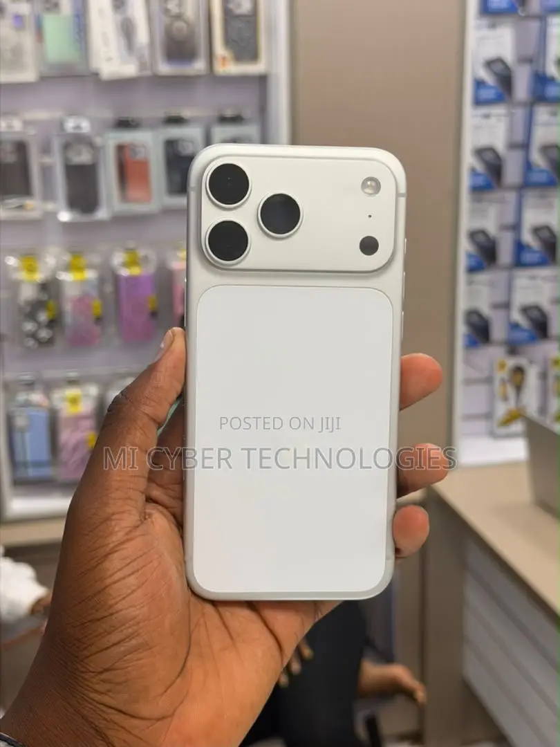 New Apple iPhone 17 Pro 256 GB Silver