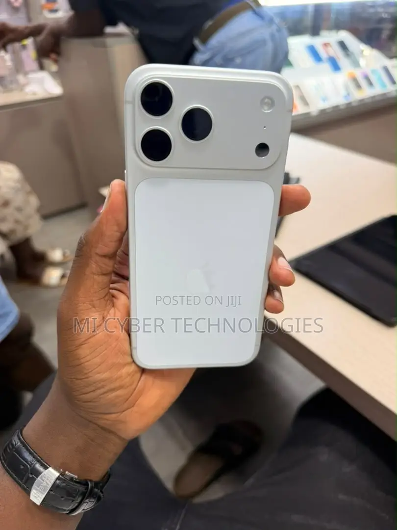 New Apple iPhone 17 Pro 256 GB Silver