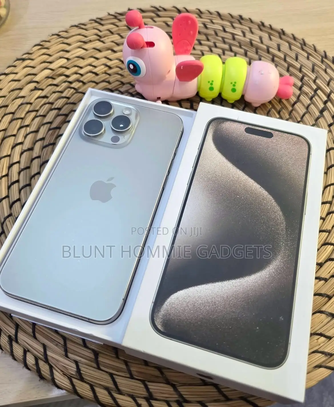 New Apple iPhone 15 Pro Max 256 GB Gray