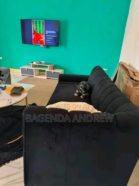 6bdrm Bungalow in Bweya, Ssabagabo-Makindye for sale