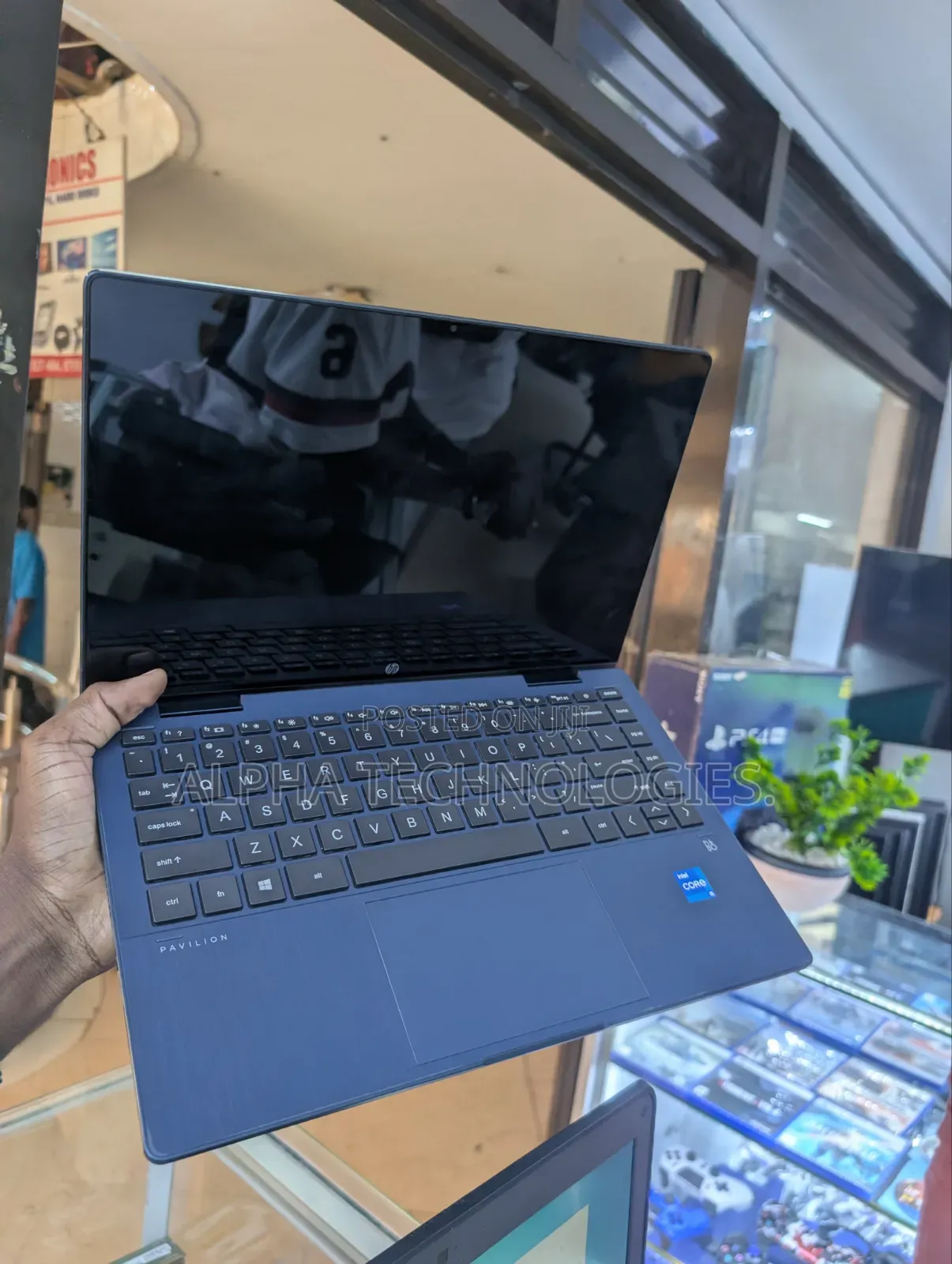 Laptop HP Pavilion 14 x360 2-in-1 8GB Intel Core i5 SSD 256GB