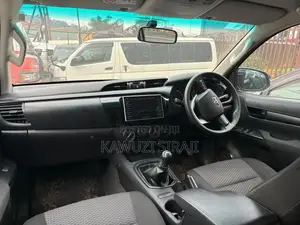 Lexus LX 2017 White