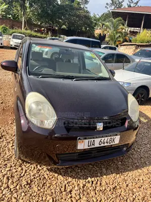 Toyota Passo 1.0 AWD 2015 Maroon