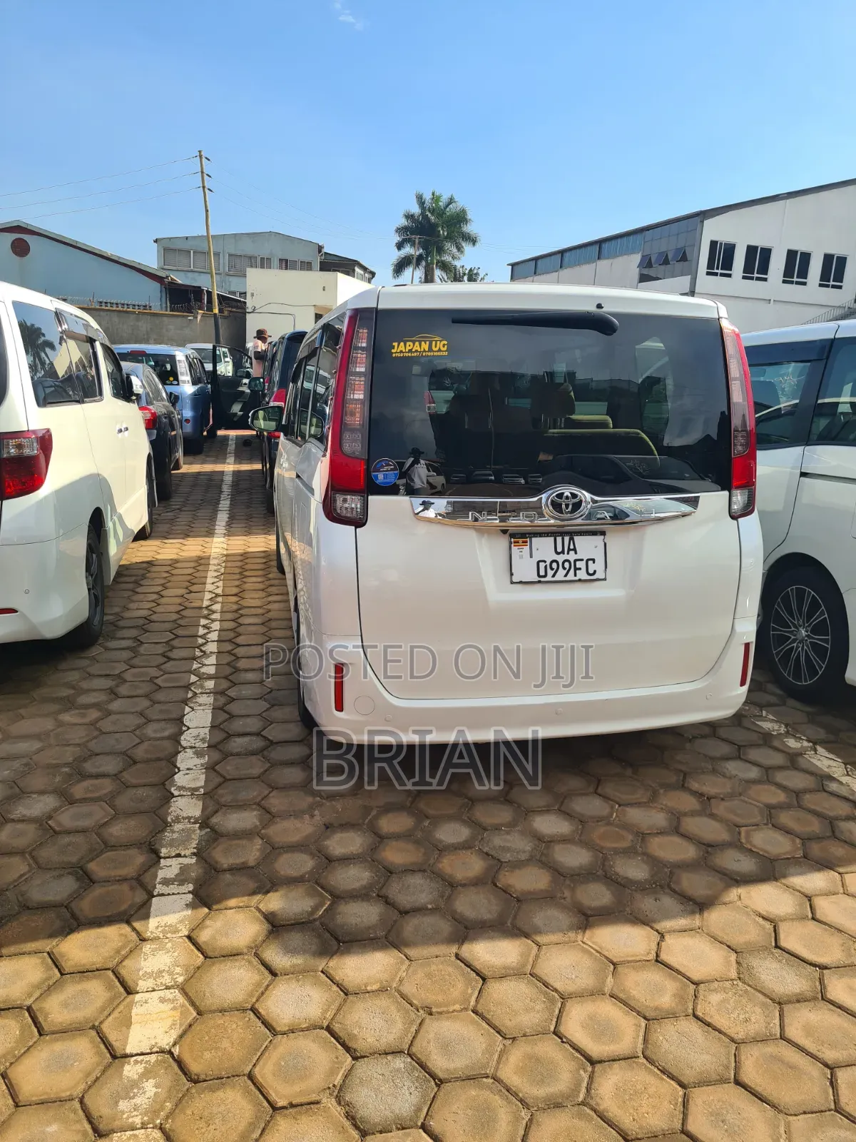 Toyota Noah 2015 White