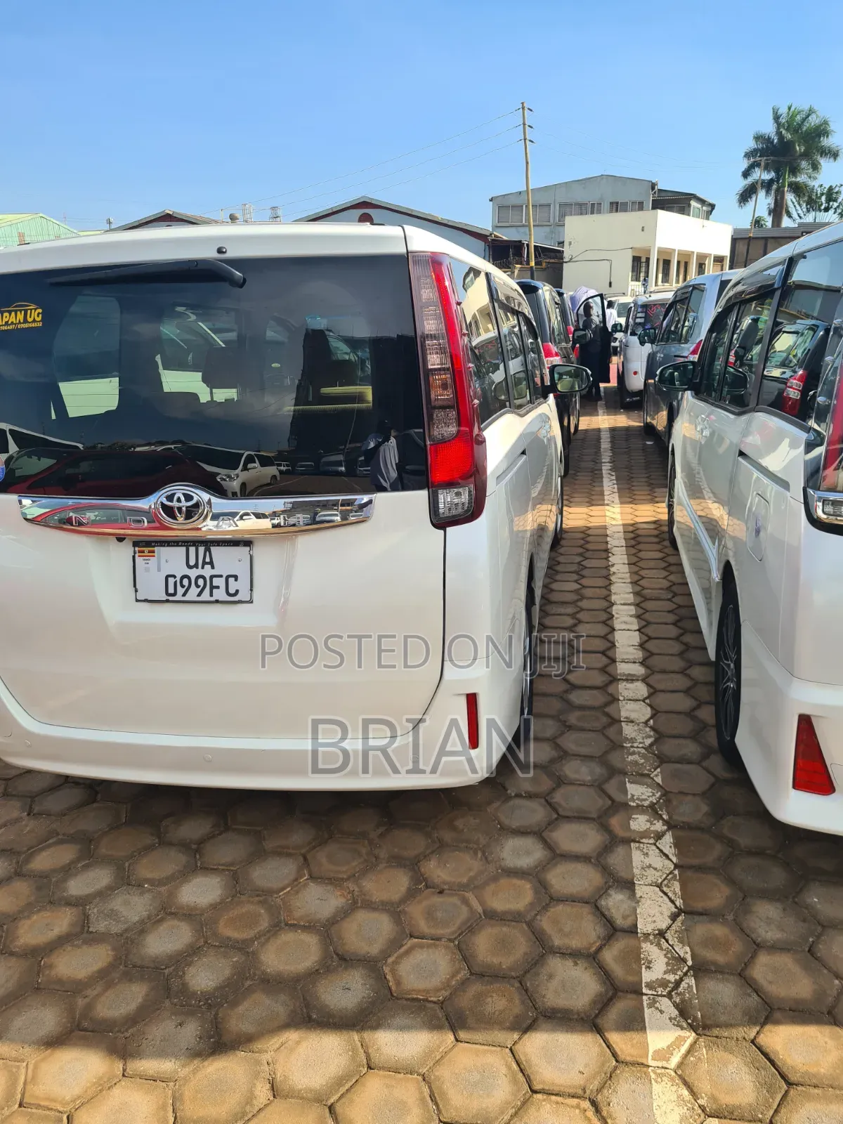 Toyota Noah 2015 White