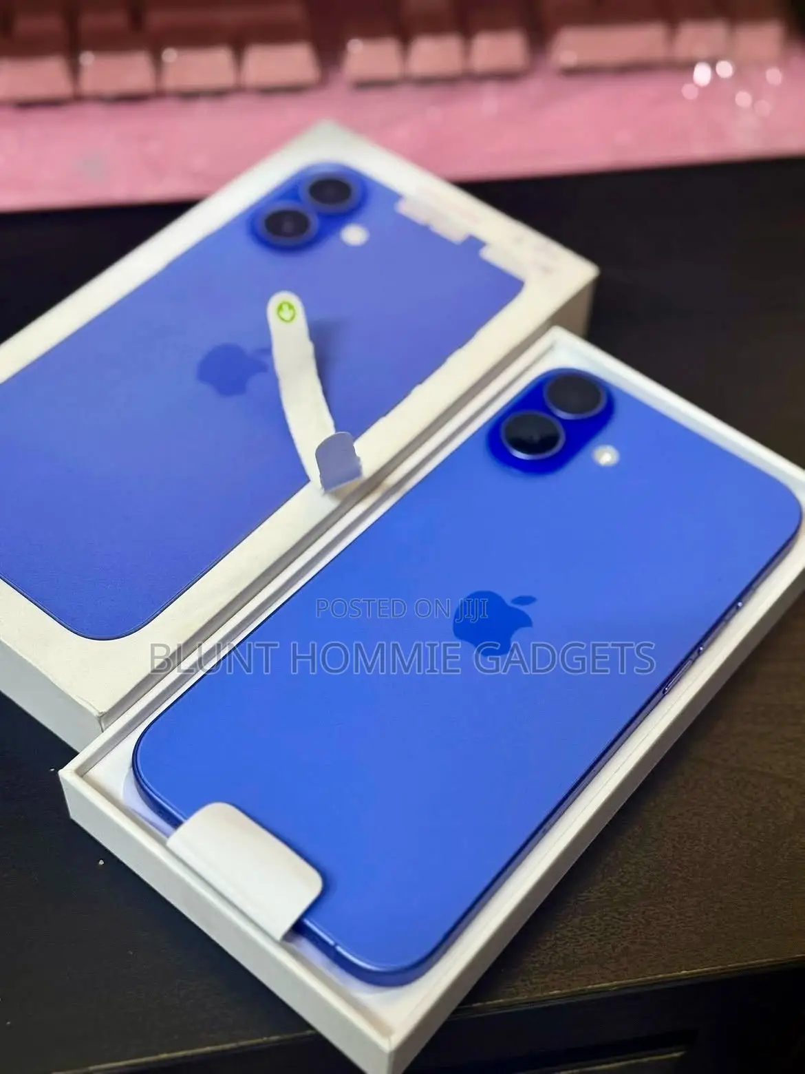 New Apple iPhone 16 256 GB Blue