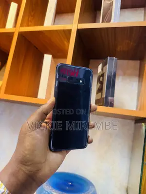 Samsung Galaxy S10e 128 GB Black