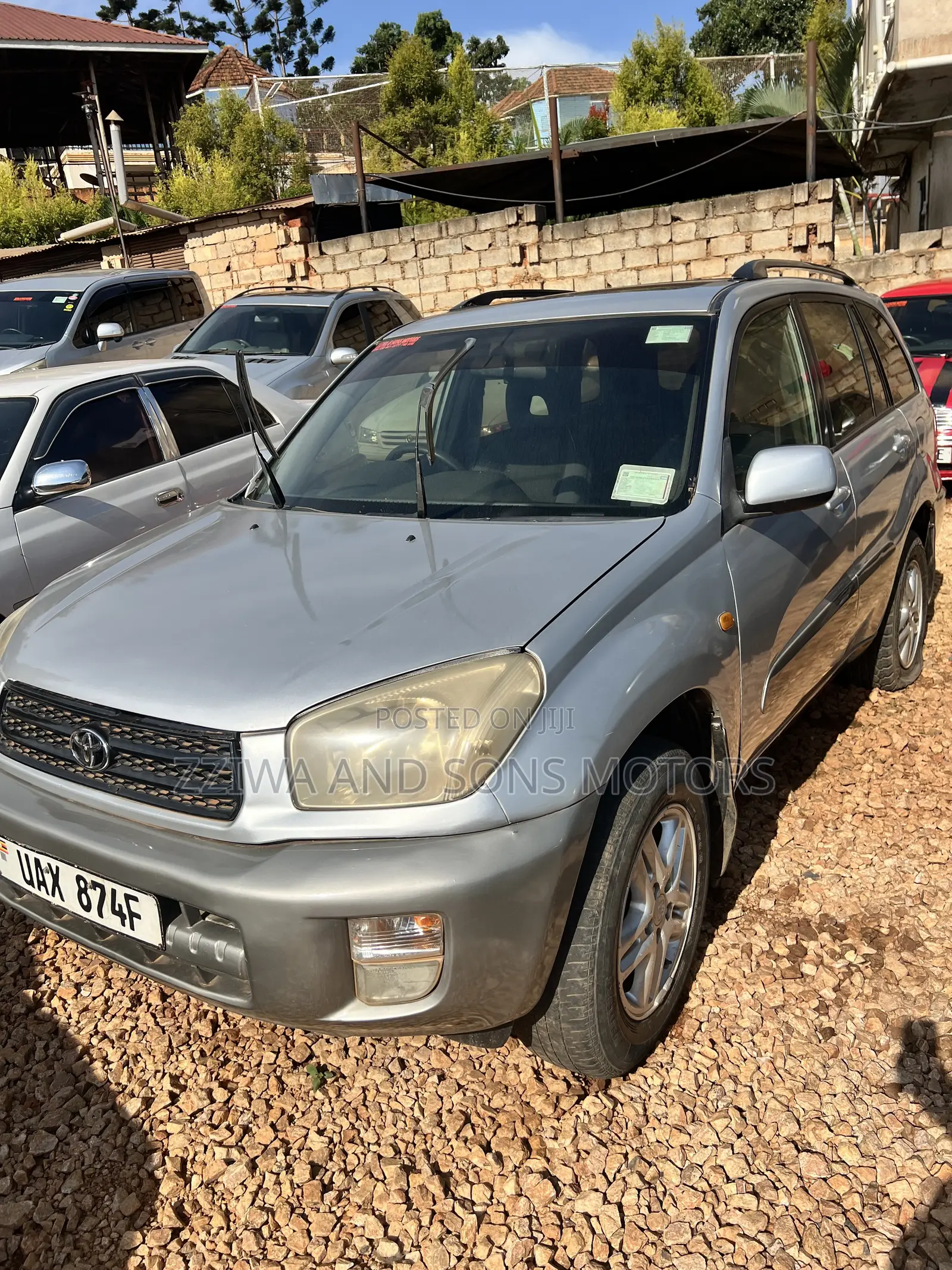 Toyota RAV4 Automatic 2000 Silver