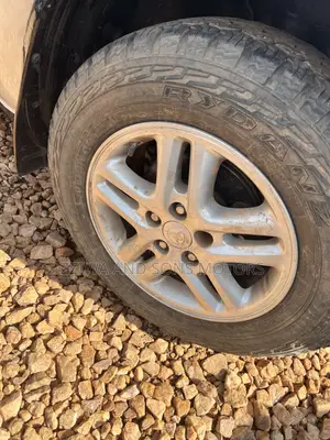 Toyota RAV4 Automatic 2000 Silver