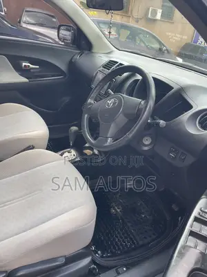 Toyota IST 2008 Gray