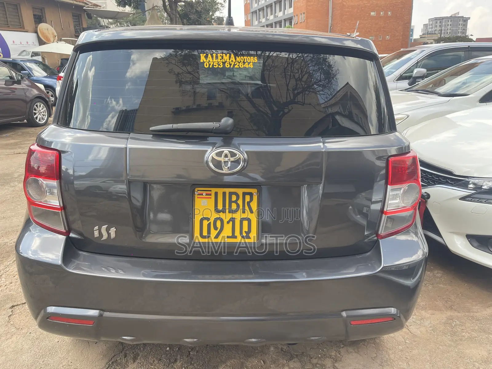 Toyota IST 2008 Gray