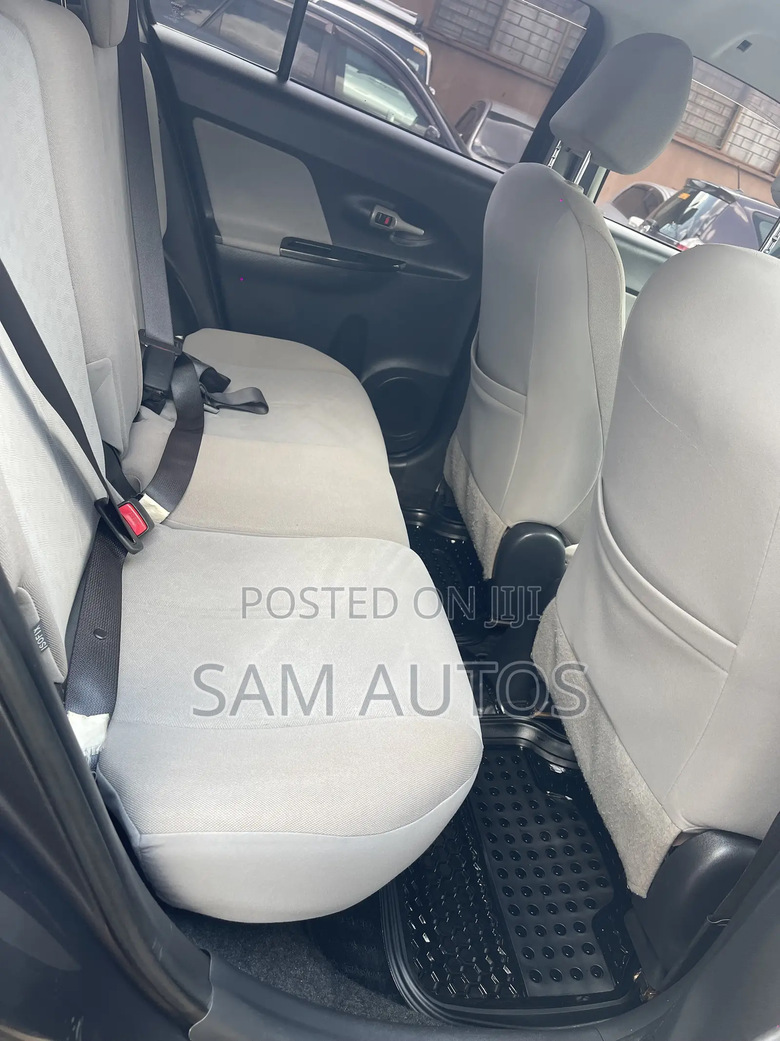 Toyota IST 2008 Gray