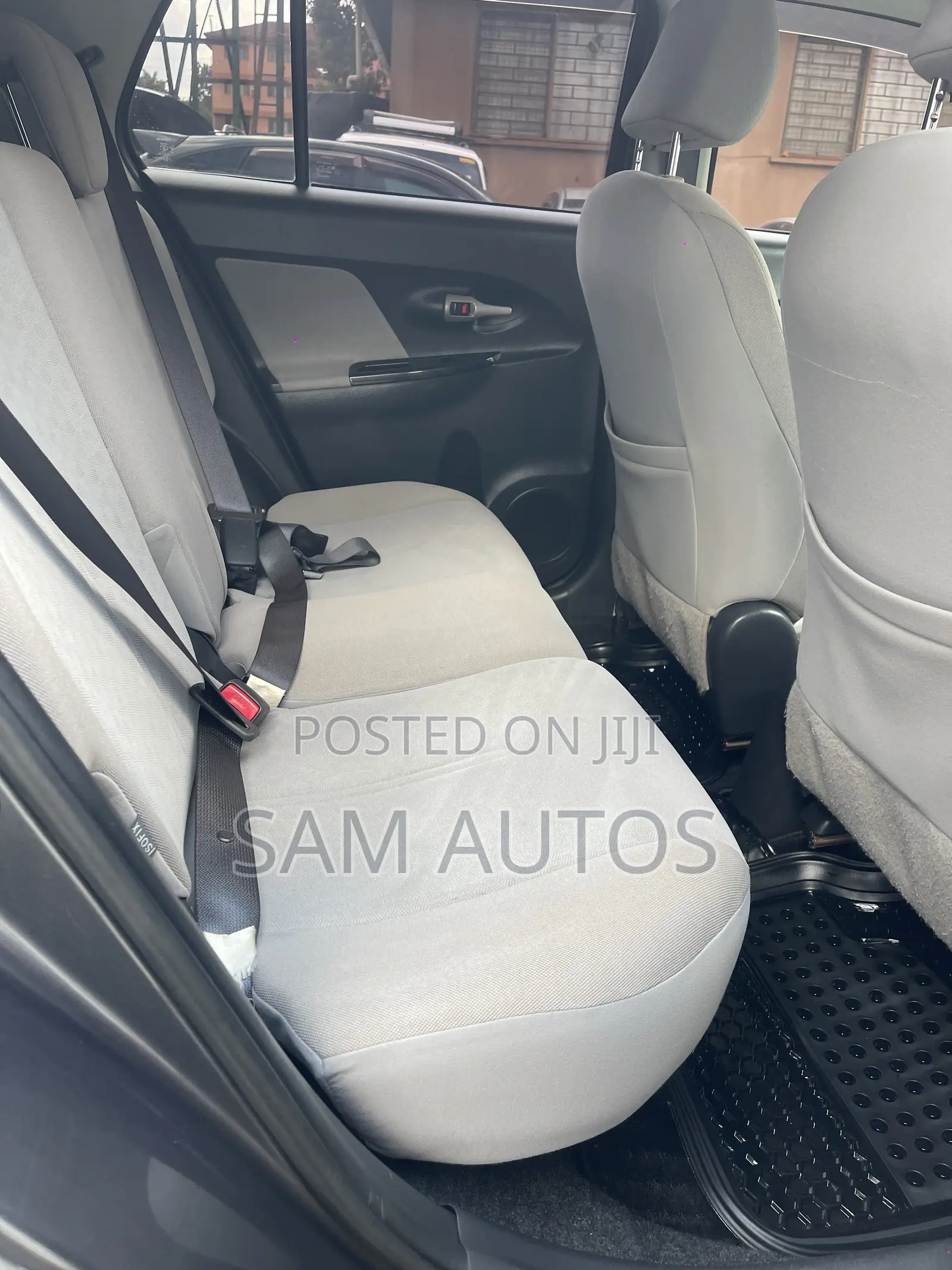 Toyota IST 2008 Gray