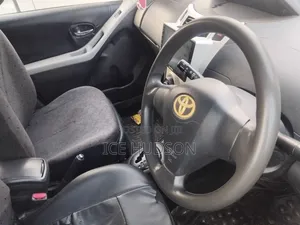 Toyota Vitz 2010 Gray