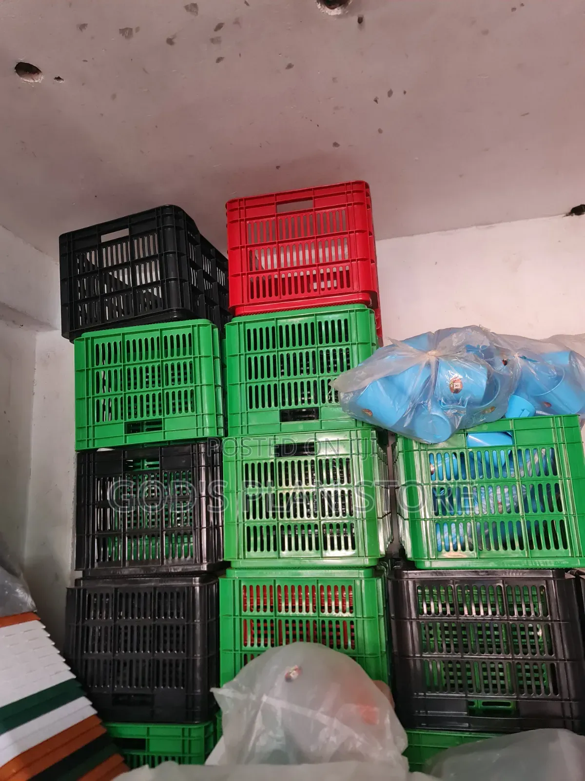 Storage Crates/Fruits Crates/Black, Red,green