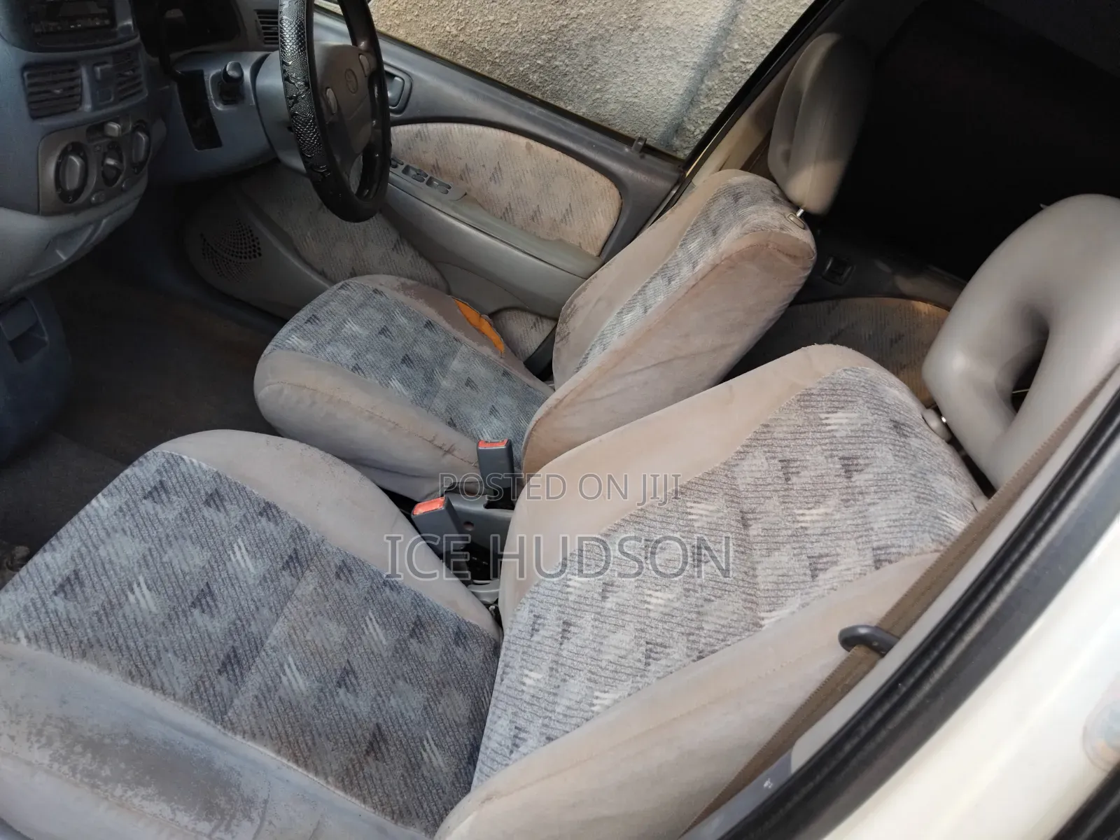 Toyota Raum 2001 White