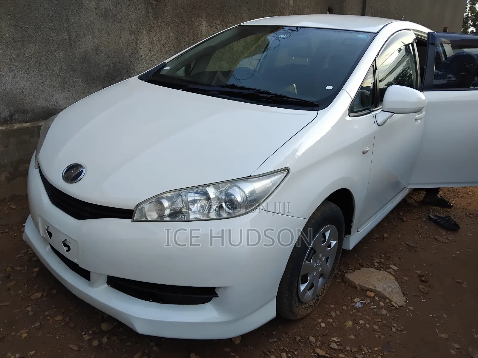 Toyota Wish 2015 White