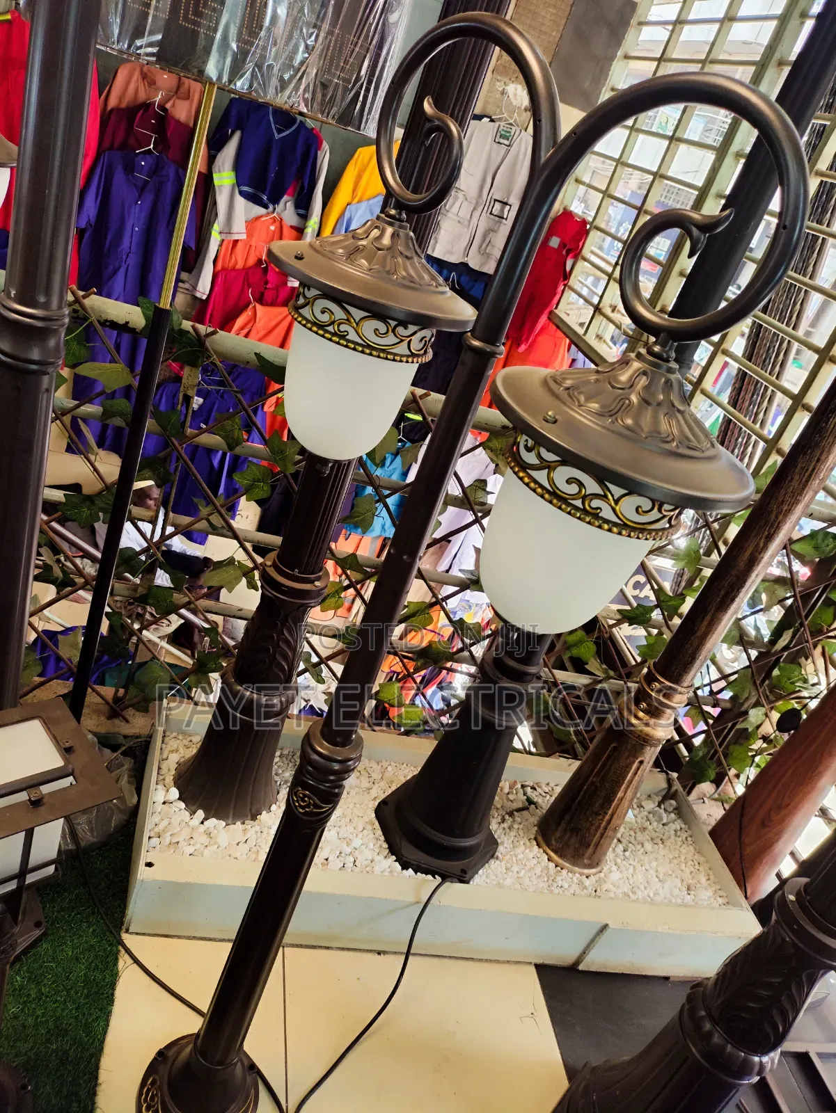 Garden /Compound Pole Light