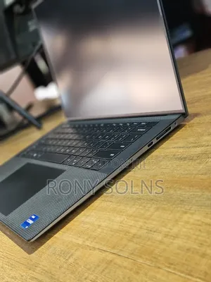 Laptop Dell Precision 5570 16GB Intel Core i7 SSD 512GB