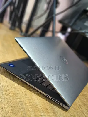 Laptop Dell Precision 5570 16GB Intel Core i7 SSD 512GB