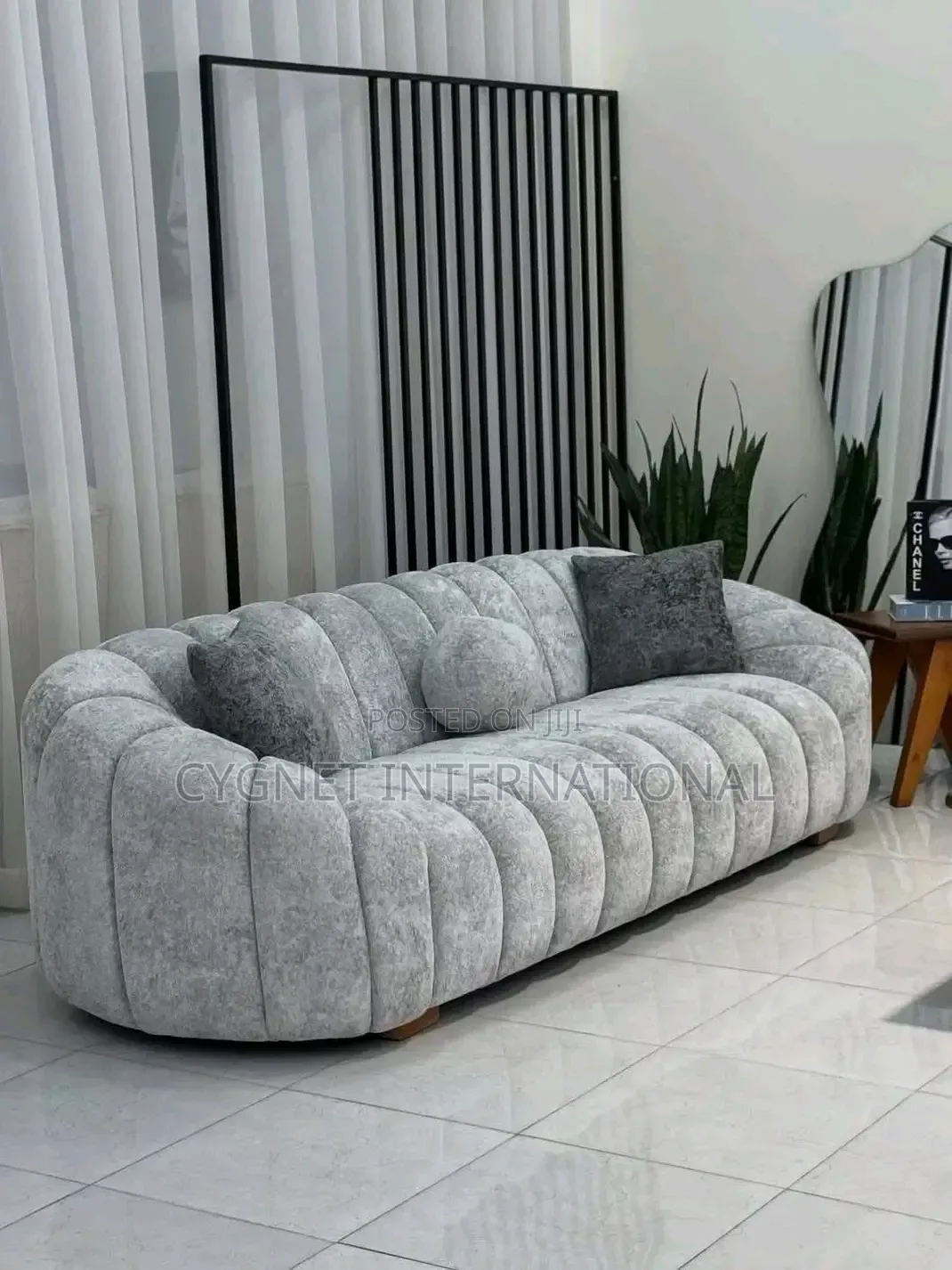 Ready Made Beautiful Modern Sofa Set