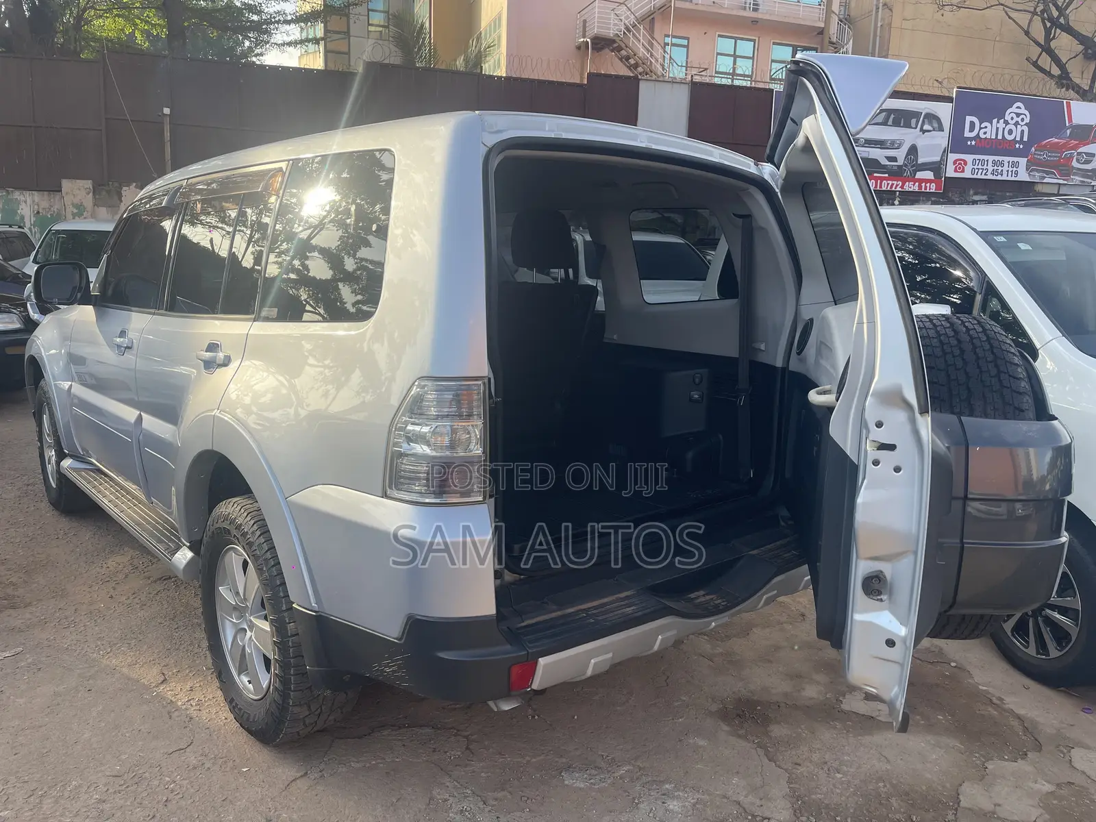 Mitsubishi Pajero 2006 Silver
