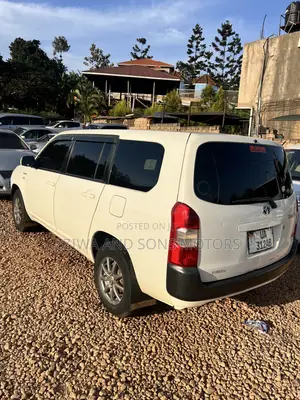 Toyota Probox 1.5 Hybrid GL 2019 White