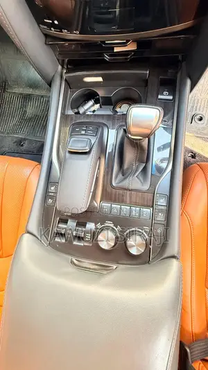 Lexus LX 2017 White